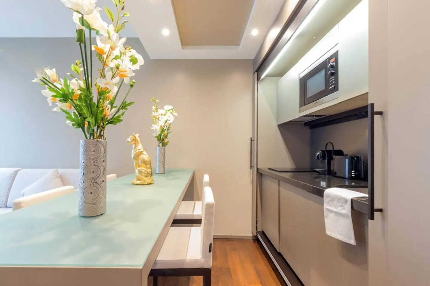 Design Luxury Suite Milan Duomo İtalya